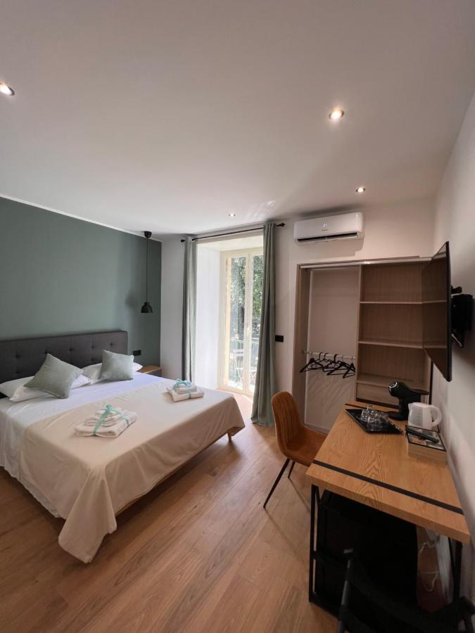 Hotel Relais Cavour Napoli Exterior foto